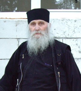 staretul Ioan Larion
